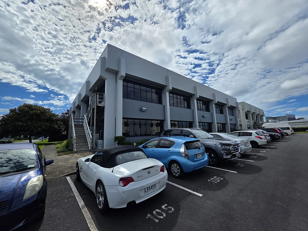 Papatoetoe Refurbished & modern full-floor office