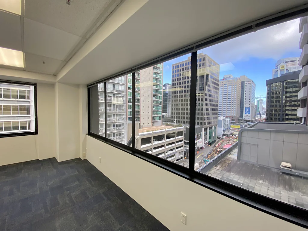 Auckland Central No fuss turn-key option