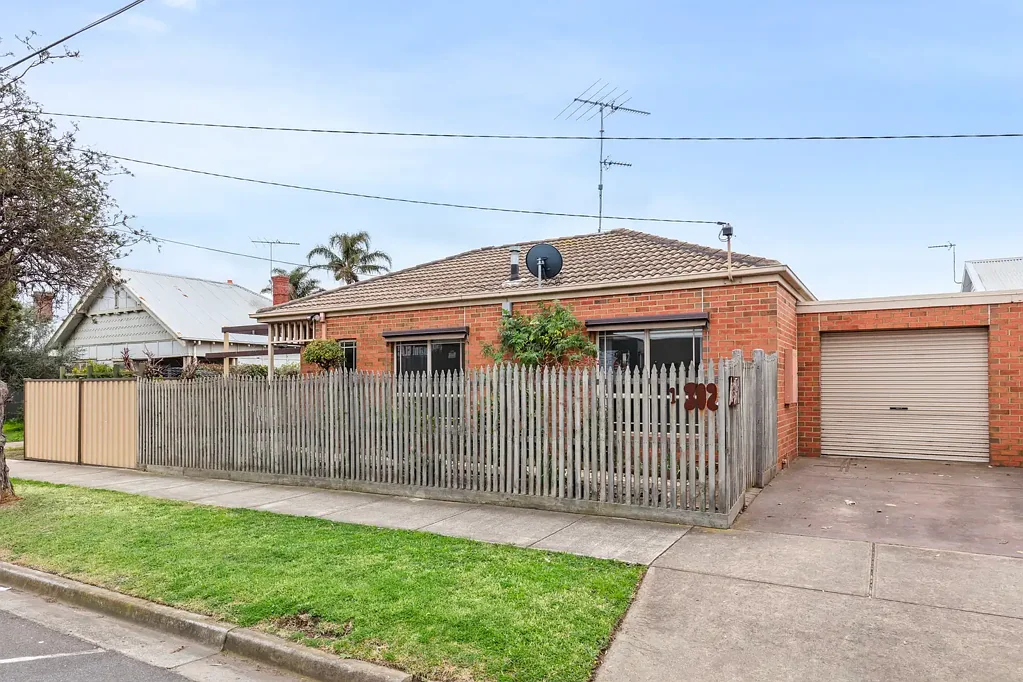 1/302 Bellerine Street, South Geelong, VIC 3220