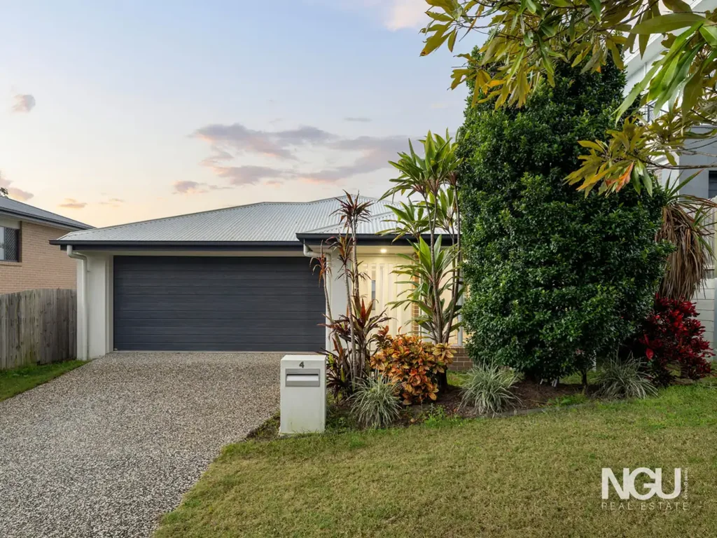 4 Abington Street, Spring Mountain, QLD 4300