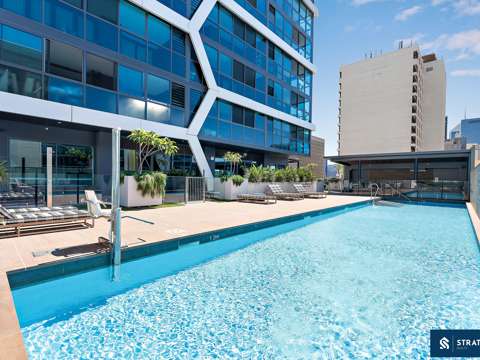 Perth 2 Bedroom Modern Elegance Meets Inner-City Convenience - AT238 Apartment