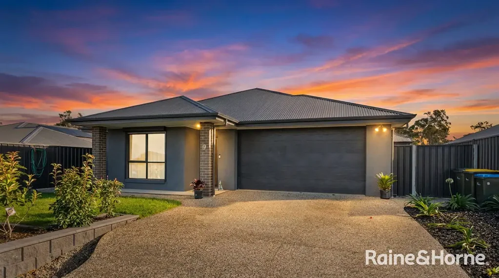 Strathalbyn 5ห้องนอน Contemporary Family Style Cornered in a Premium Strathalbyn Estate.