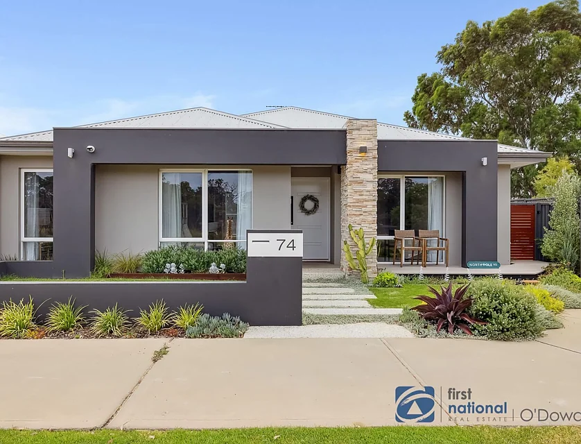 74 Nullagine Avenue, South Guildford, Swan, 4 chambres, 3 salles de bain, House