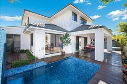5 Cairncroft Place, Sippy Downs