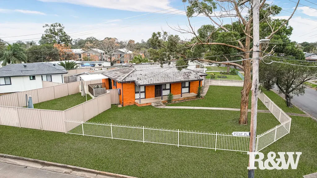 27 Niland Crescent, Blackett, NSW 2770