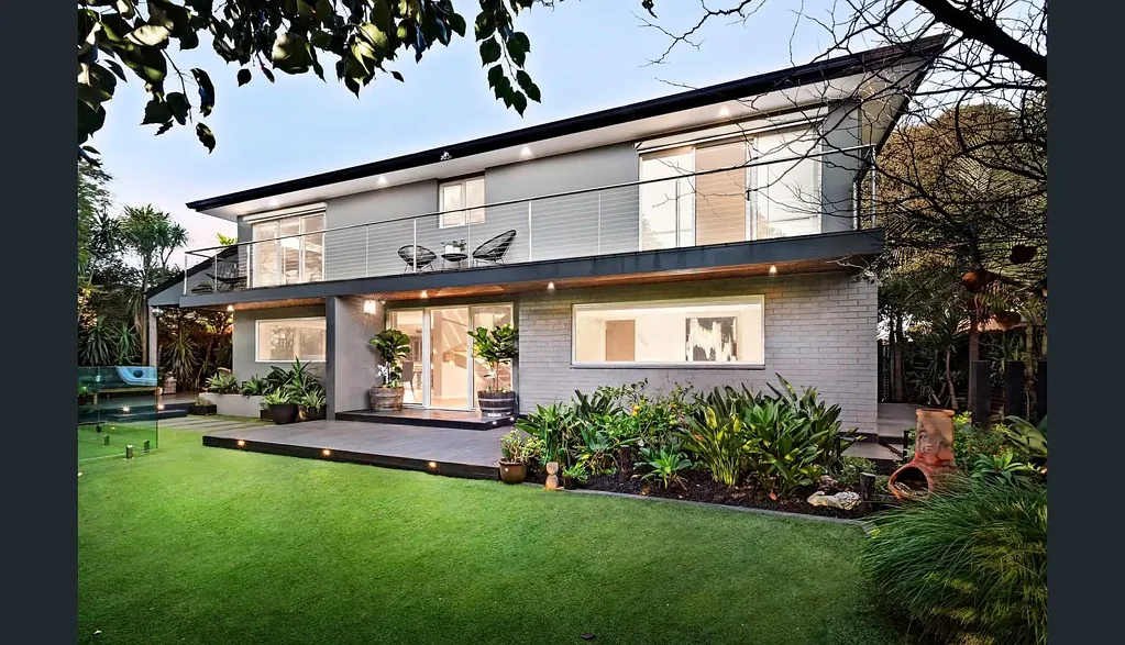 Luxury Family Living with Swim Spa, Alfresco Kitchen & Versatile Studio Retreat