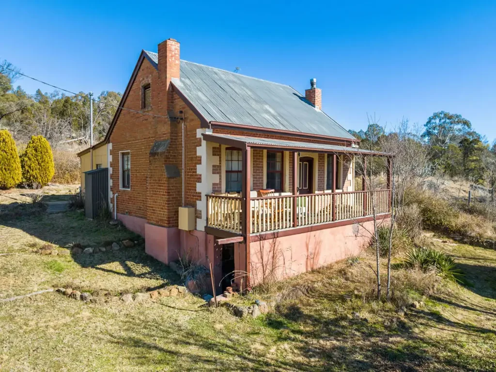 Cooma 2 Bedroom Historic Home On One Acre