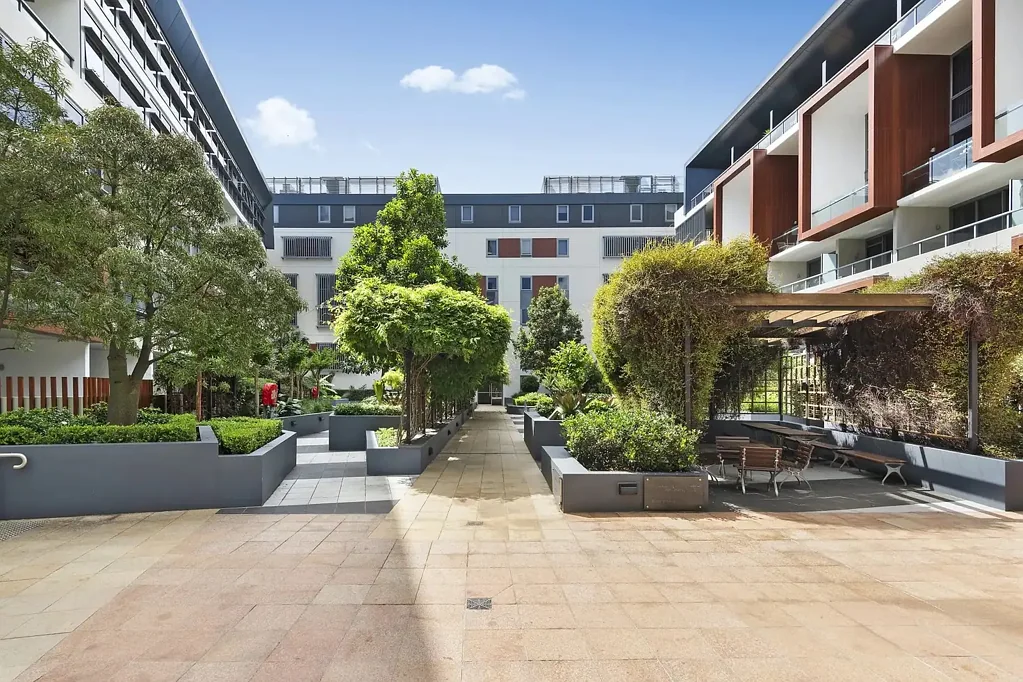 Modern Two-Bedroom Apartment in Waterloo