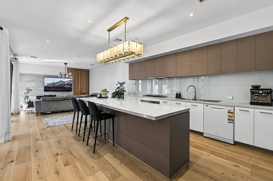 11 Elmington Avenue, Forest Hill, VIC 3131, 4 slaapkamers, 2 badkamers, House