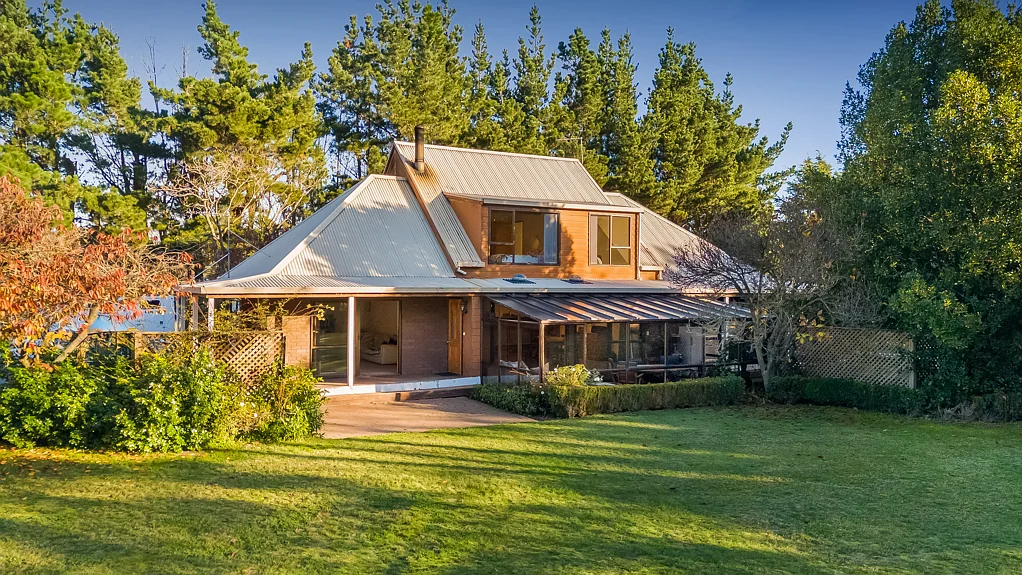 West Melton 4Kwarto Mature Private Setting - Owners Downsizing