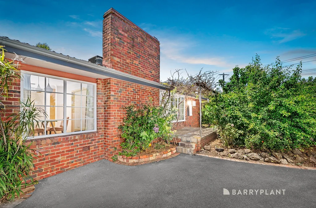 22 Yerrawa Drive, Watsonia, VIC 3087
