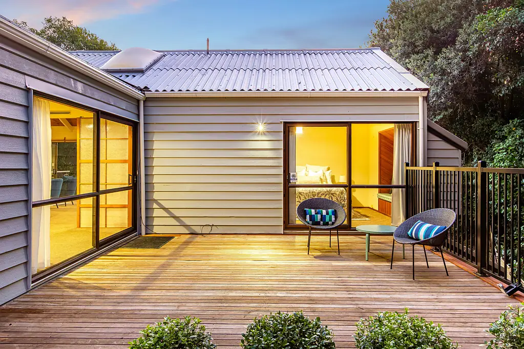 49 Bayview Road, Paremata, Porirua, Wellington