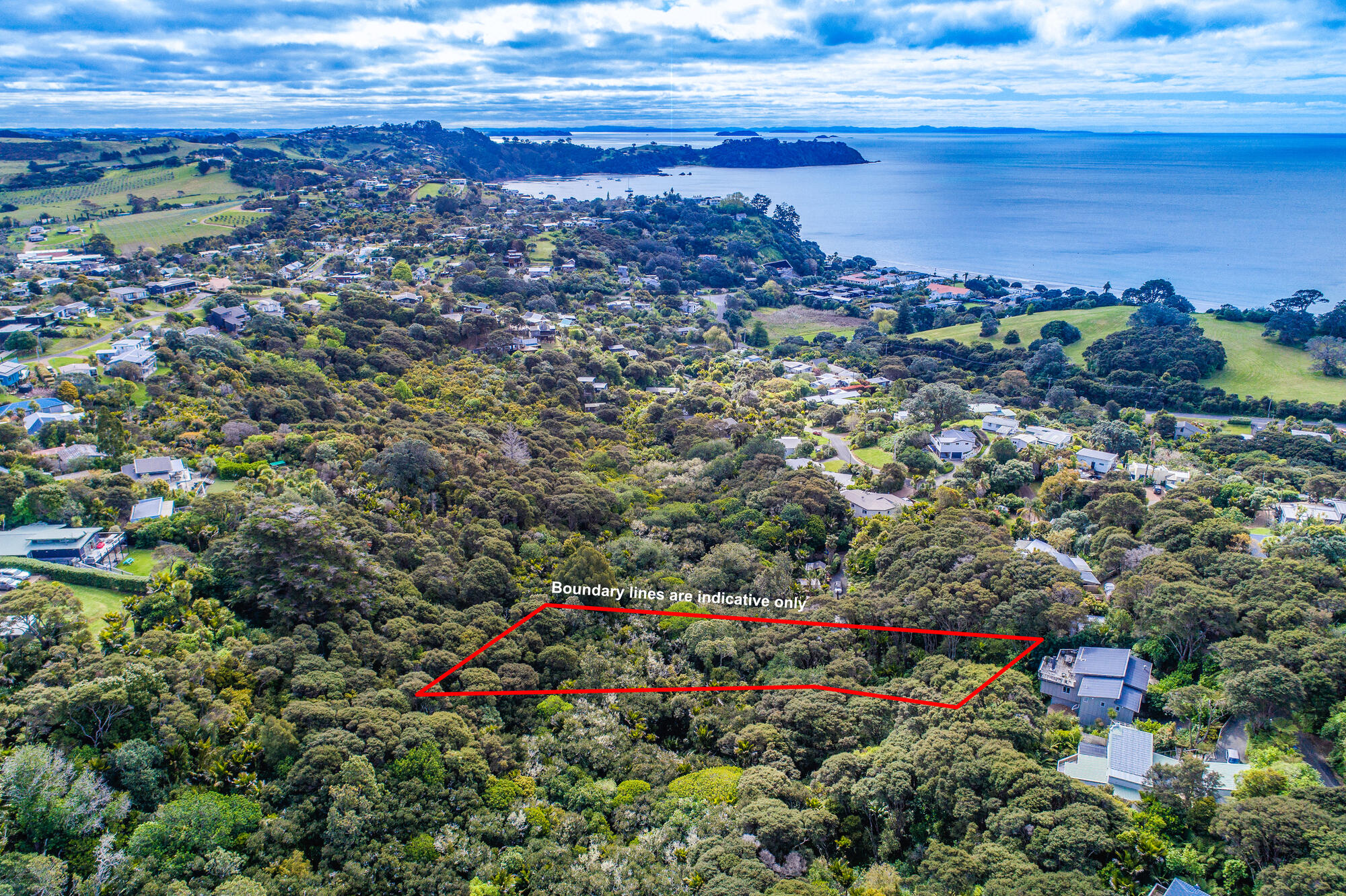 71 Victoria Road South, Onetangi, photo 1