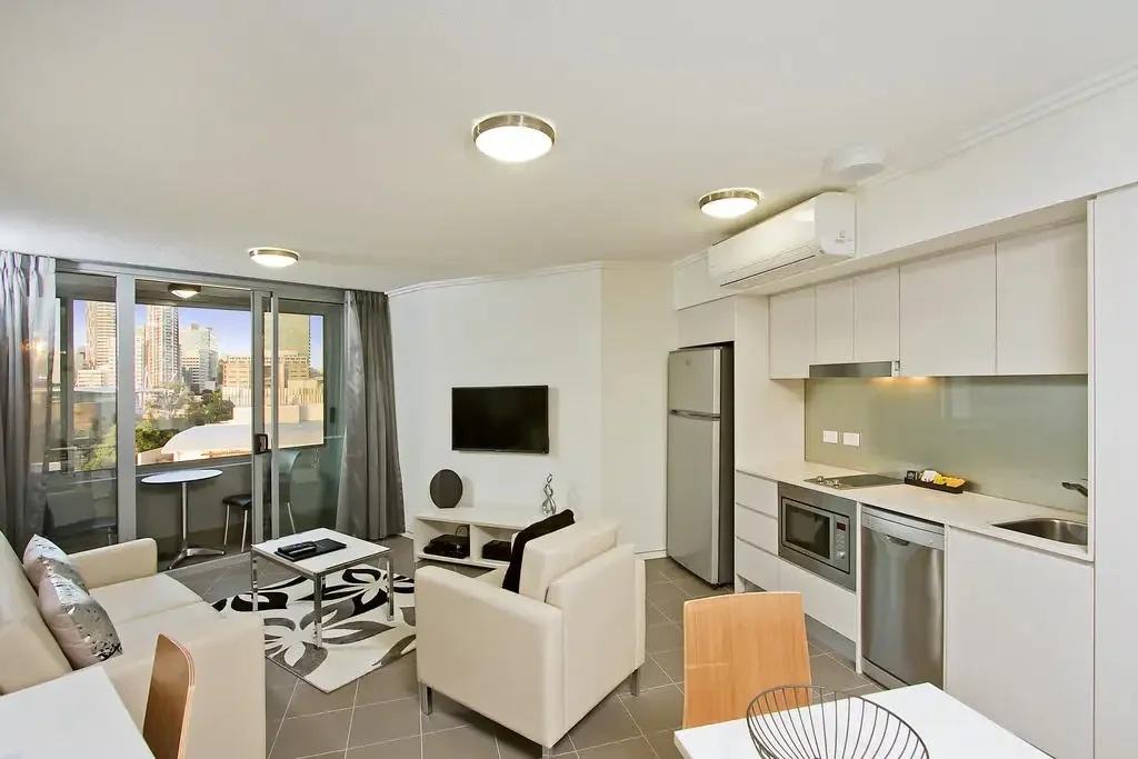 South Brisbane 1Zimmer Premium Inner-City Apartment with Guaranteed Income & Lifestyle Appeal