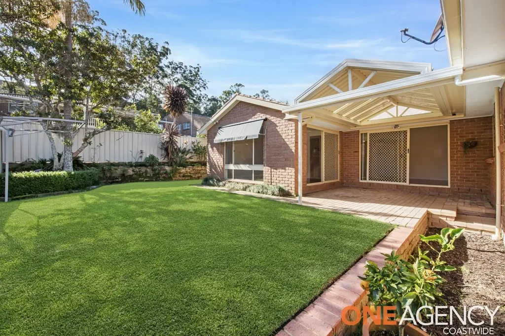 Spacious 4-Bedroom Family Home for Rent in Sought-After Green Point