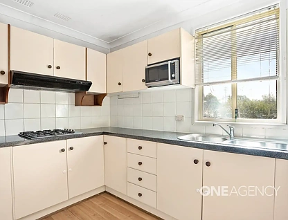 13 Kimbarra Crescent, Koonawarra, NSW 2530, 3 غرف, 1 حمامات, House