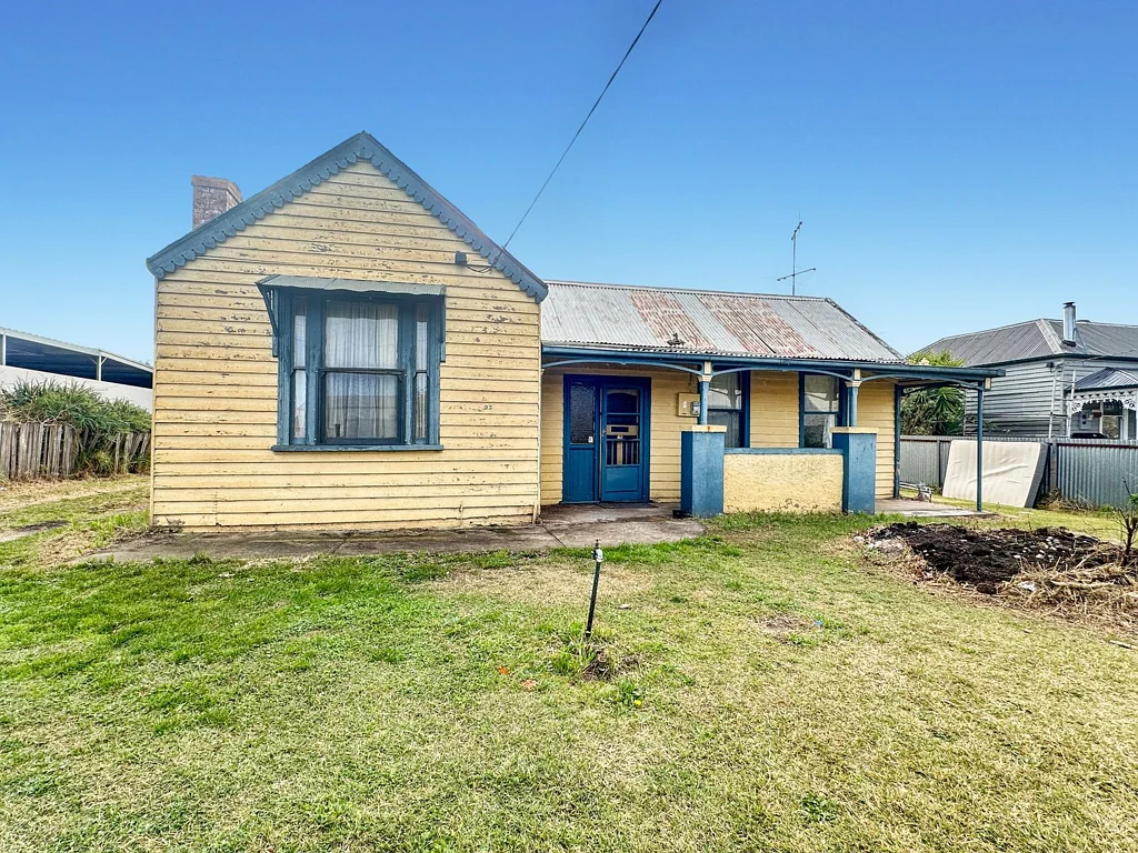 23 Albert Street, Maryborough, VIC 3465