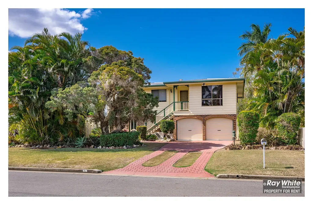 Your Dream Home Awaits at 5 Schwarten Street, Kawana!