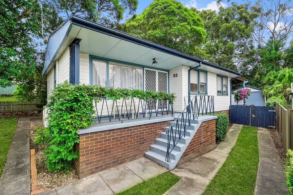 Pendle Hill 3Zimmer SPACIOUS FAMILY HOME WITH ENDLESS POTENTIAL ON 594SQM