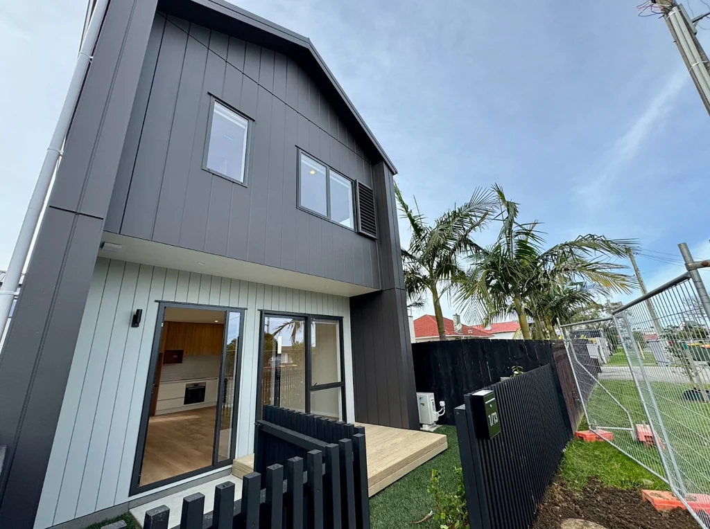 Prime Mangere Location