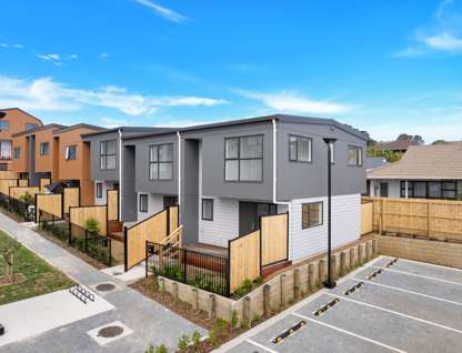 250-252 Great North Road, Henderson, Waitakere City, Auckland, 3房, 2浴, 城市屋