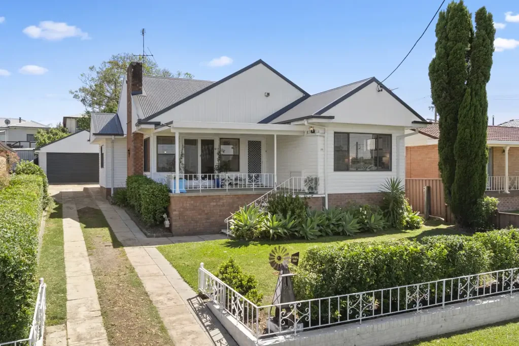 22 Clarence Street, Tenambit, NSW 2323
