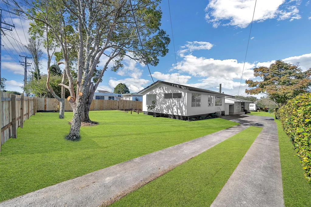 Massey 3 Bedroom Easy care - safe and secure