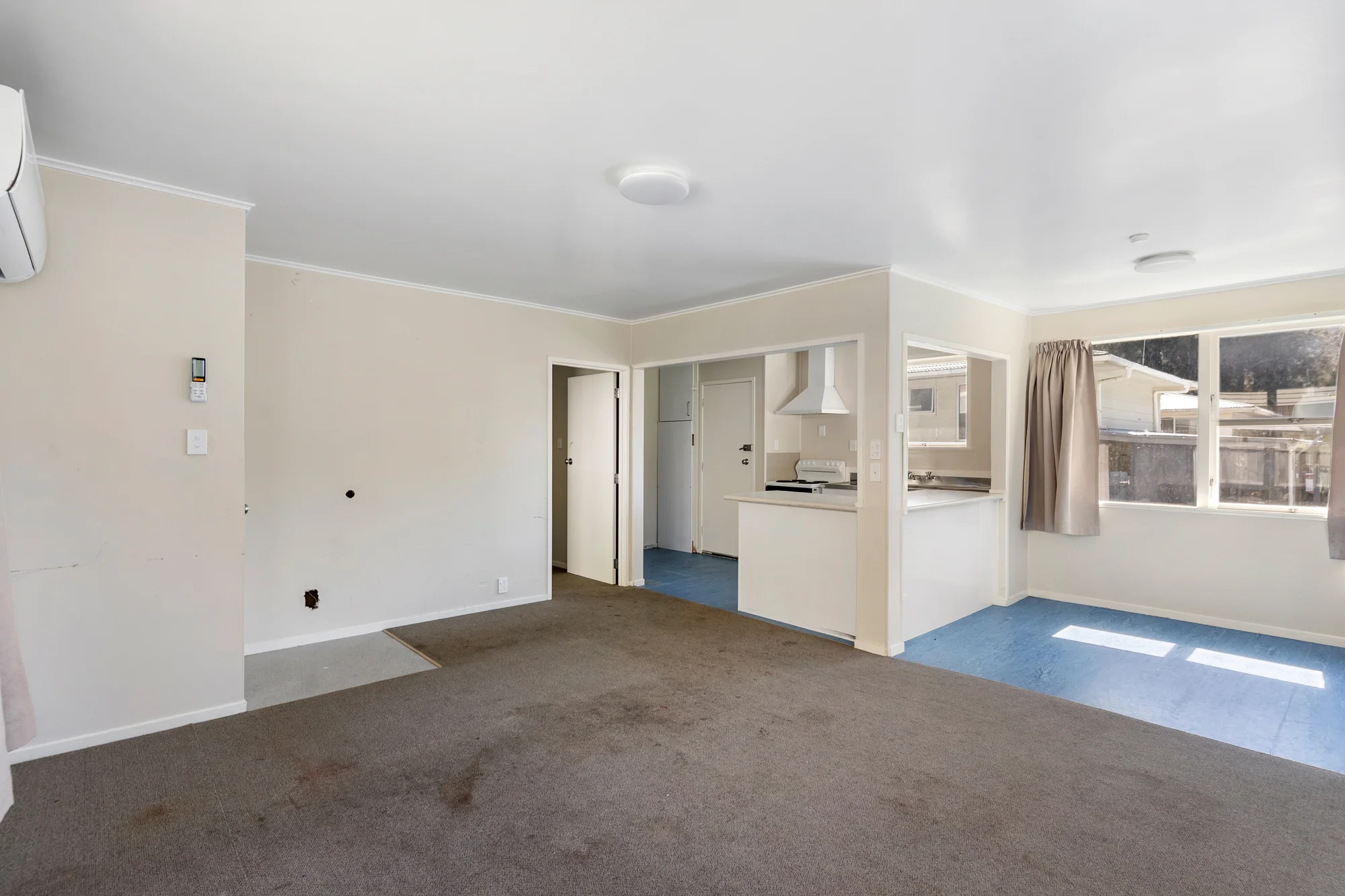 47 Parker Avenue, New Lynn, photo 2