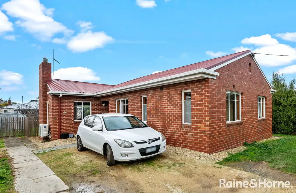 325 Brooker Highway, Lutana, TAS 7009