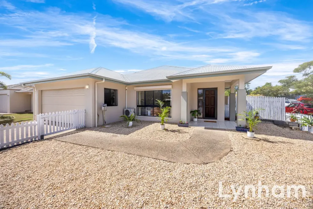 Douglas 4房  Modern Family Living with Pool, Solar & Side Access in the Heart of Douglas