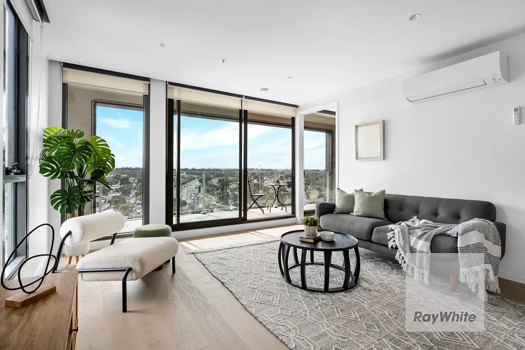 Bundoora 2 Bedroom Luxury Sub-Penthouse Lifestyle Awaits