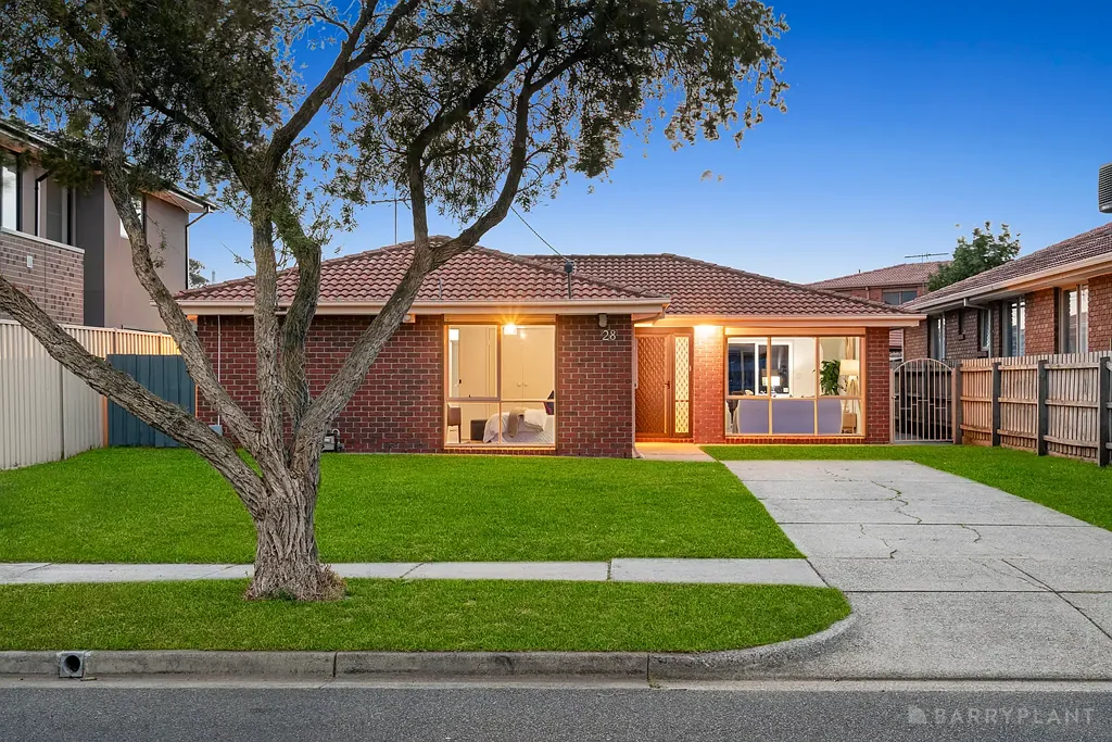 28 Cabinda Drive, Keysborough, VIC 3173