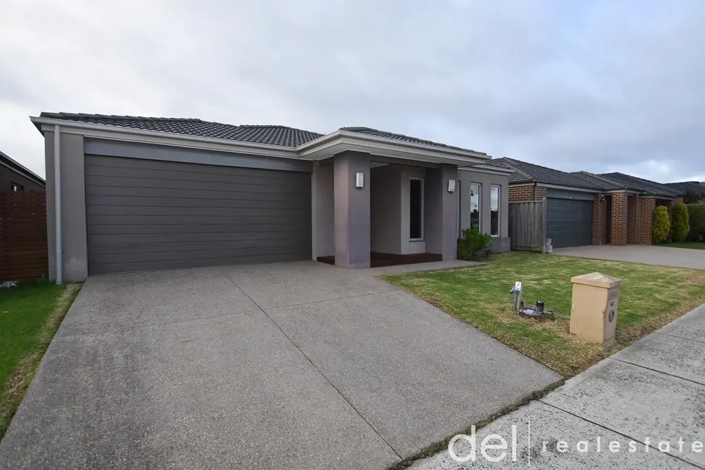 Stunning Home in The Avenue Estate
