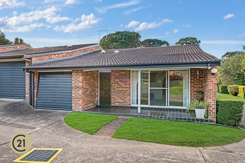 Castle Hill 2房 位置便利的别墅，潜力巨大 A Conveniently Located Villa with Excellent Potential