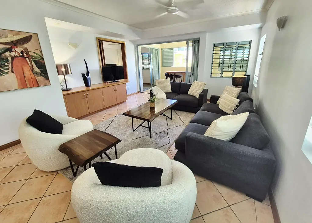 Port Douglas 1房  SPACIOUS HOLIDAY UNIT - WALK TO BEACH & SHOPS
