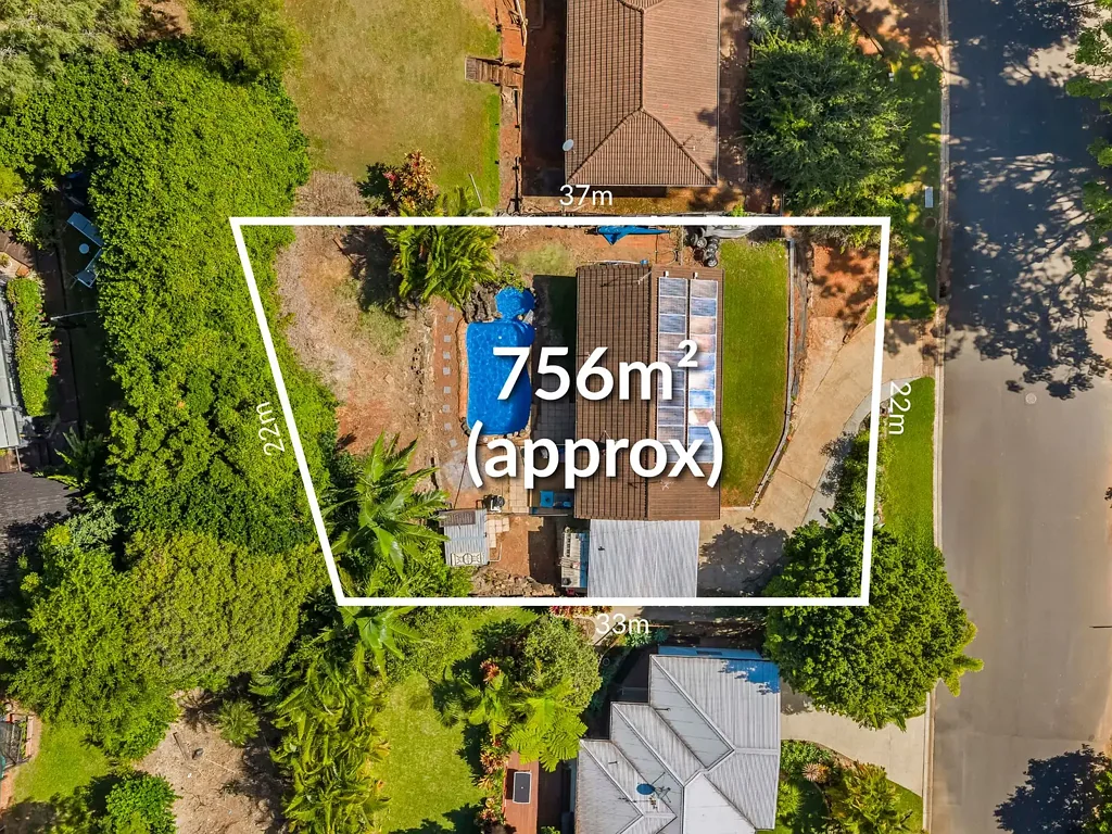 19 Cairngorm Street, Carrara, QLD 4211