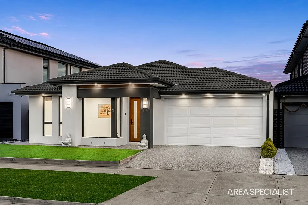Truganina 4ਬੈੱਡਰੂਮ The Brief: One of Ellarook’s Finest Single-Storey Residences with 2 Master Bedrooms!!!