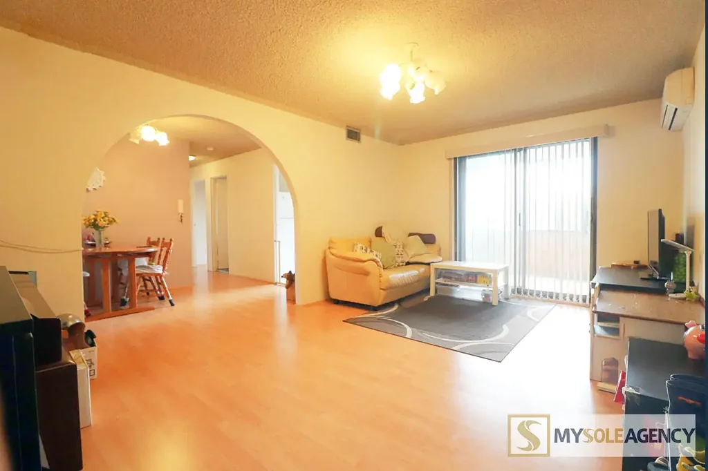 Prime Location 2-Bedroom Apartment