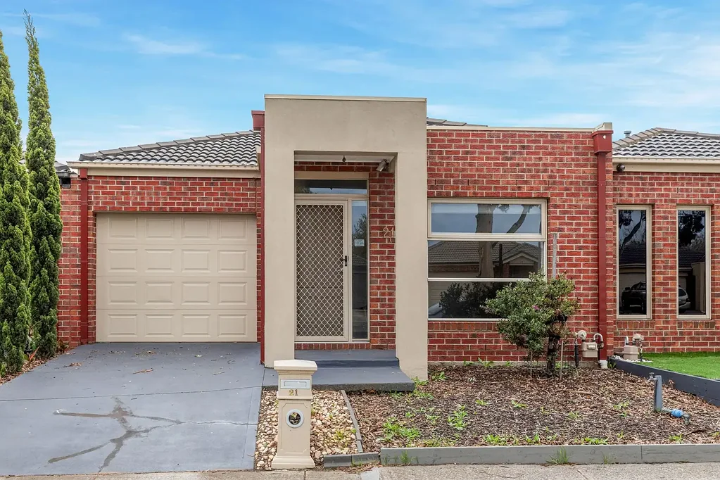 Contemporary Comfort in a Prime Location