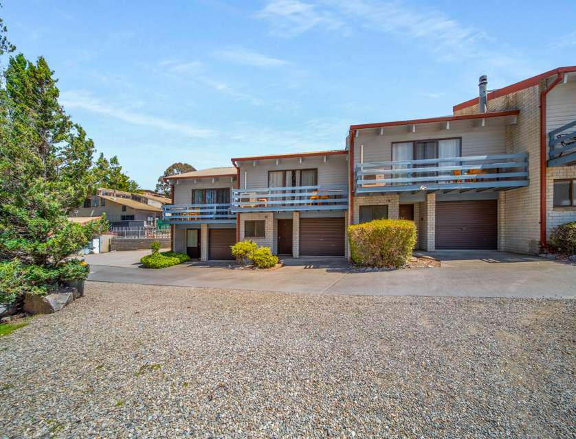 10/39 Gippsland Street, Jindabyne, NSW 2627, 3 Bedrooms, 2 Bathrooms, Apartment