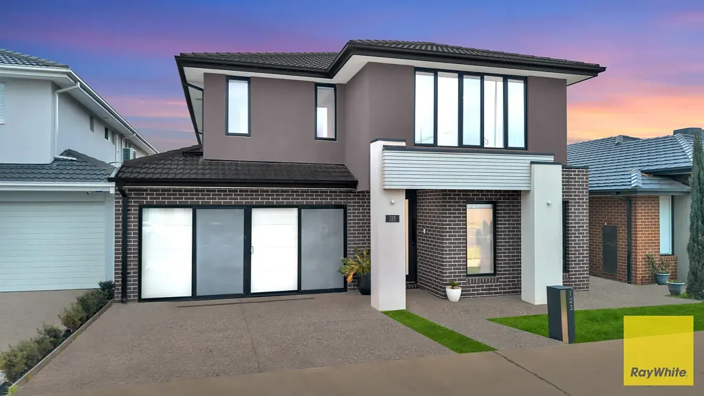Bonnie Brook 5房 令人印象深刻的双层家庭住宅 Impressive Double-Storey Family Living
