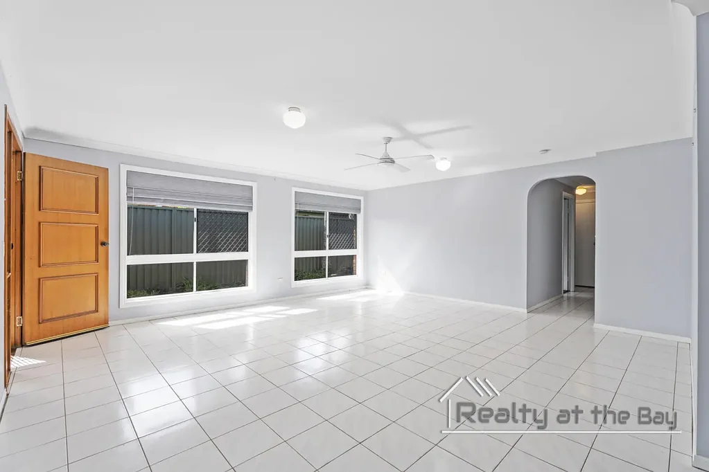 Paradise Point 3ห้องนอน Contract collapsed!  Back on the market...