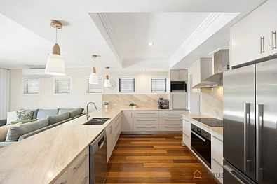 12 Richmond Street, Corinda, QLD 4075, 5 chambres, 3 salles de bain, House