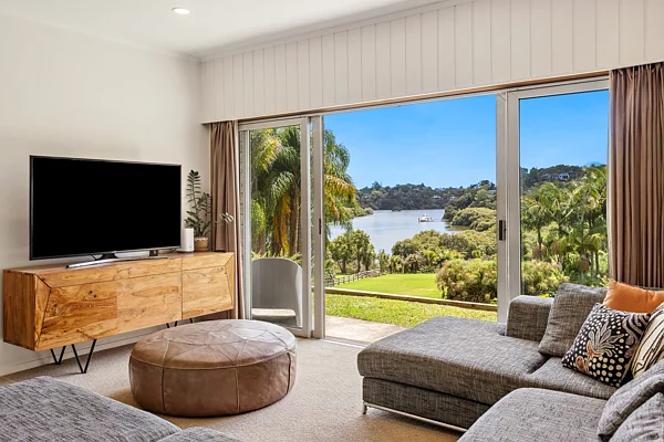 Kerikeri 3房  Private oasis with huge opportunity
