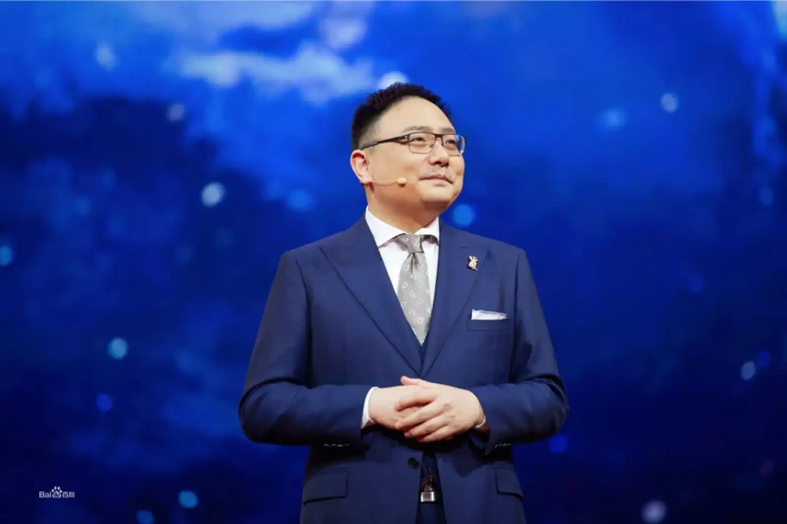 被低估的罗振宇