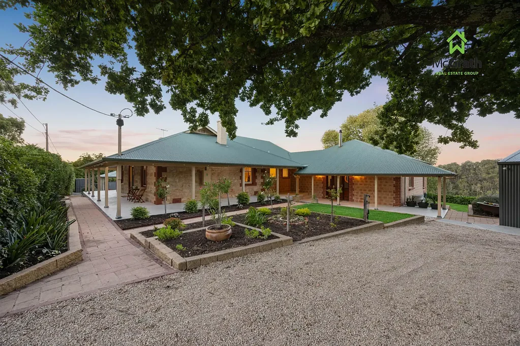 Montacute 8 Bedroom The Ultimate Multi-Generational Estate: Two Residences, Infinite Views, Absolute Privacy & Income Potential.