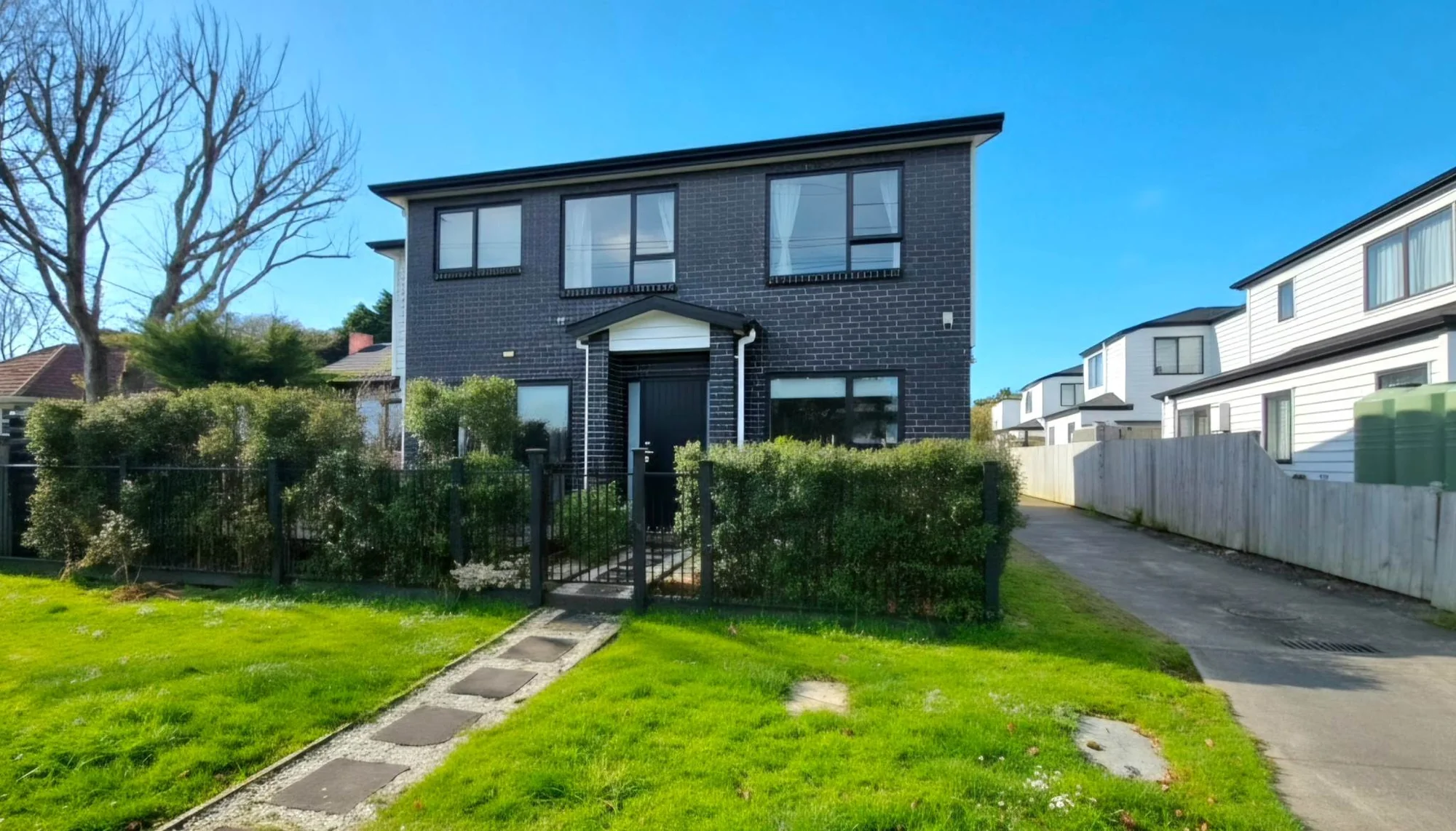 4 Bedroom Family Home in Henderson