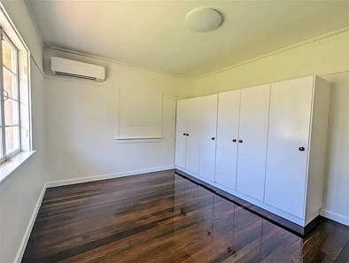 33 Burdock St, Inala, QLD 4077, 2 Kuwarto, 1 Banyo, House