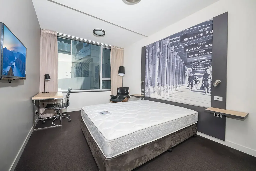 Melbourne 1房 市中心便利 studio 投资佳选  家具齐全  高品质设施  绿地环绕  学区优势  交通便捷 Nest or invest.