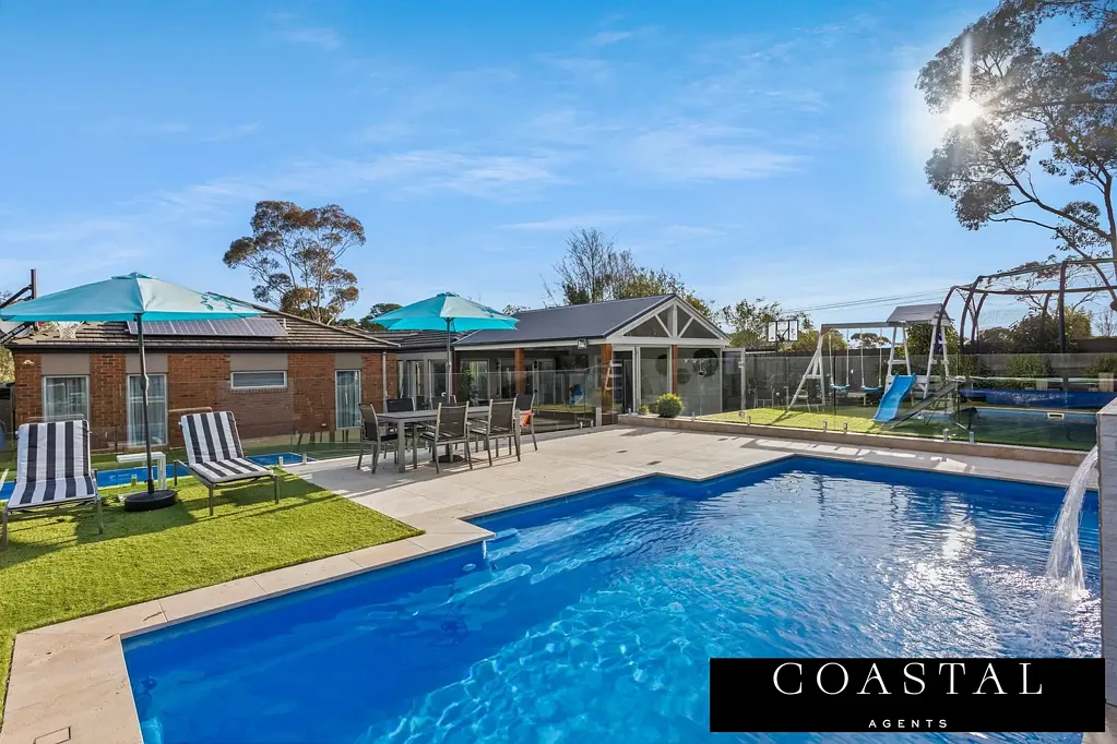 Mount Eliza 3ਬੈੱਡਰੂਮ Refined Family Living with a Poolside Pavilion